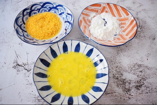 外酥脆内香嫩的无油低脂烤鸡排,美味无负担!