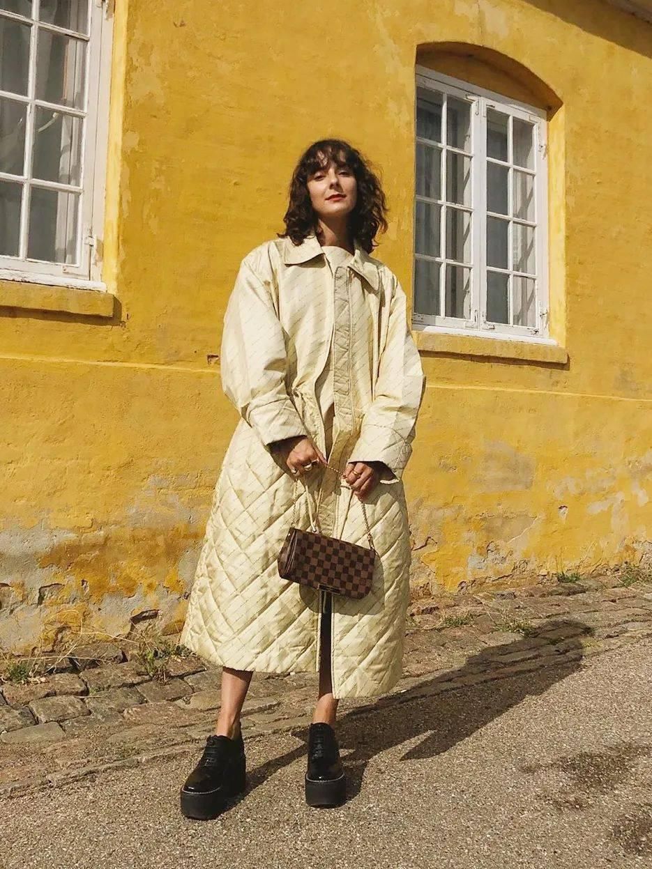 这件|刘雯身上这件「绗缝」外套,到底有多火?