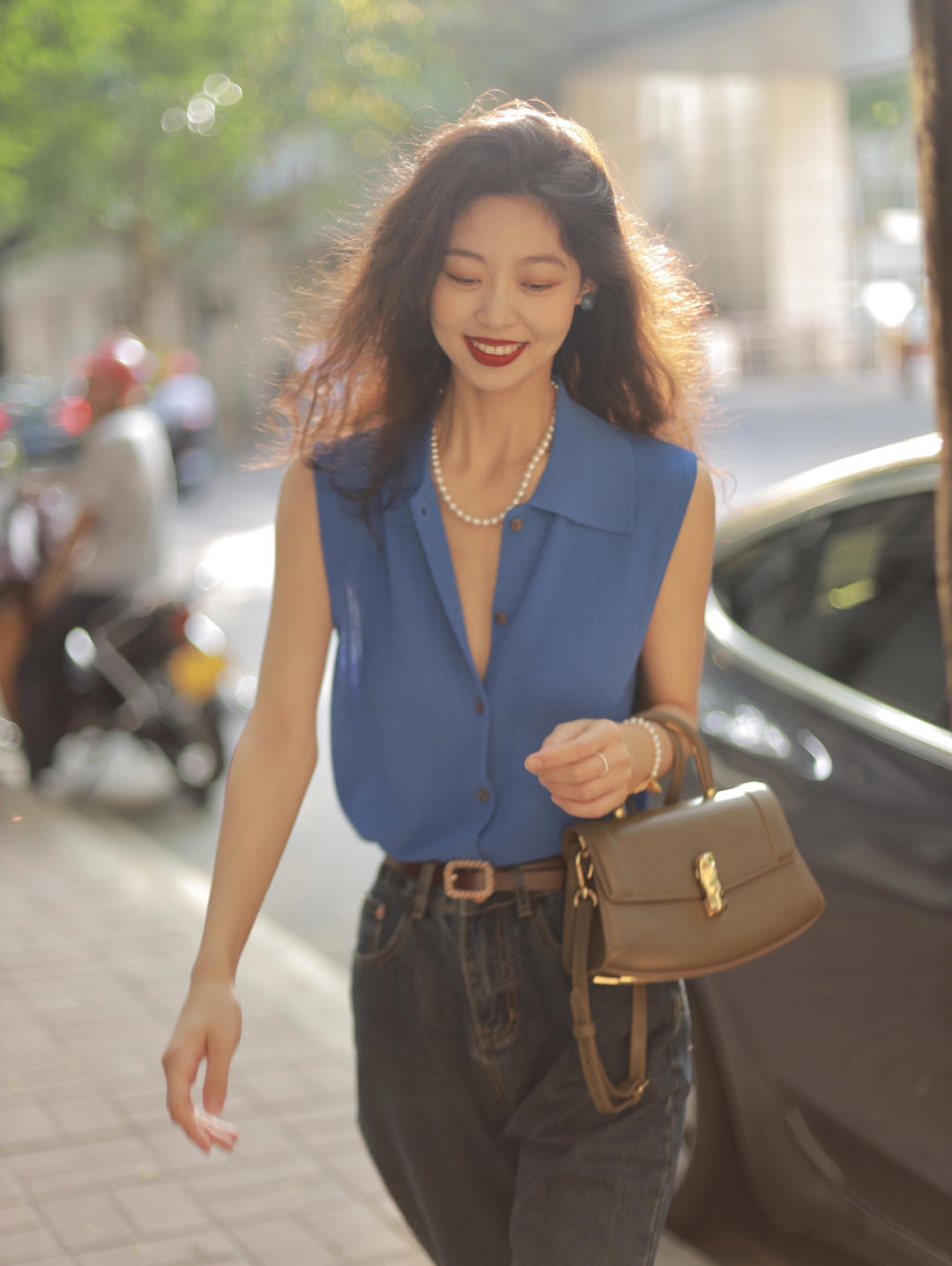 港风女郎|想要穿出七八十年代的氛围感,跟着这样搭就对了!