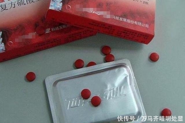 家里的“3种药片”,拿来养花,根系健康更壮,真是“好宝贝”