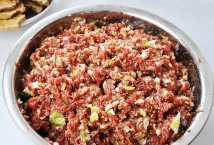 搅拌均匀|白菜馅饺子,给白菜焯水大错特错!学会这种做法,饺子鲜嫩十足!