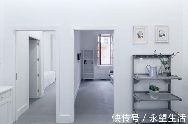卧室|墙只刷大白,地只做水泥地,小姑娘爆改65㎡,多出30㎡宽敞感
