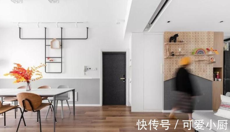 阳台|一家三口住,客厅不放沙发茶几,把阳台抬高,93㎡的家简约漂亮!