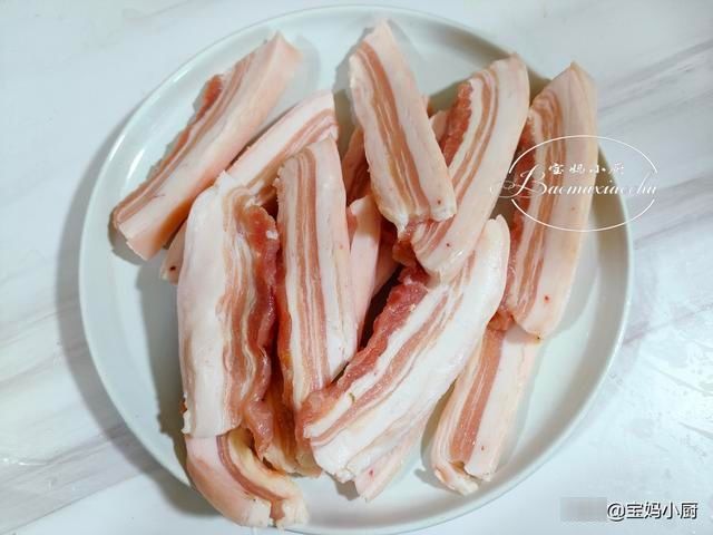 天冷了,家有孩子别不懂吃,这几样做一锅,暖身营养多,孩子长个