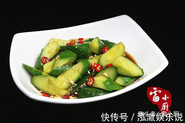 饭店偷学来的拌黄瓜技巧果然不一样，竟这么好吃，原来要加这个！