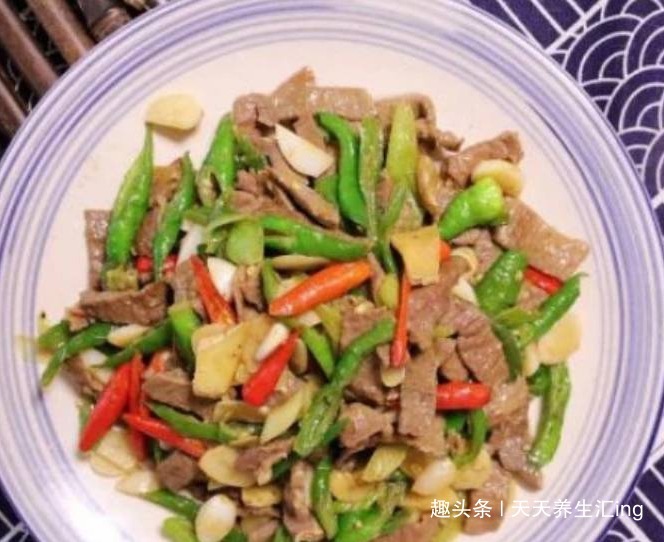 女性|女性想要皮肤好，不妨常吃3菜，从脸嫩到脚，告别黄脸婆，还好吃