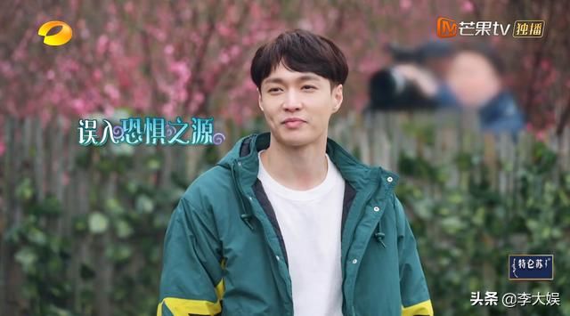 同样是怕鸡，张艺兴受宠彭昱畅被呵斥，待遇差距透露《向往》走向