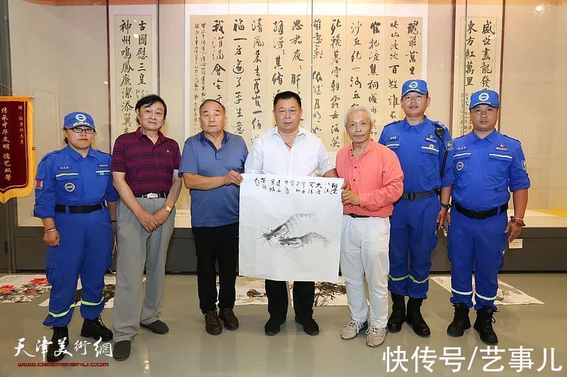 蓝天救援队|孙荣刚师生展滨海圆满收官呈两大看点：书画致敬英雄 收李建华为徒