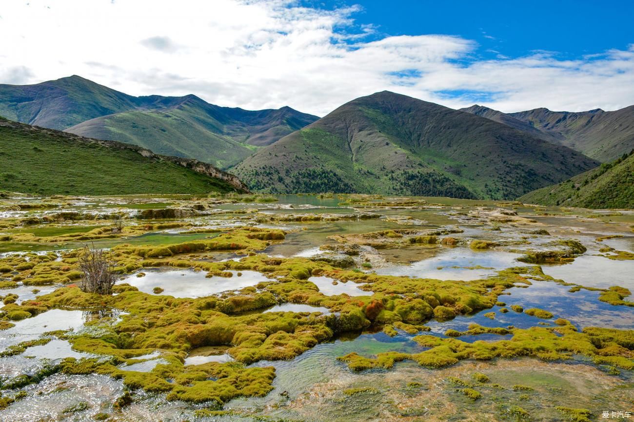 贡嘎穿越丨雪山神湖，云海晚霞，古寺星辰，总有一处风景能温暖你