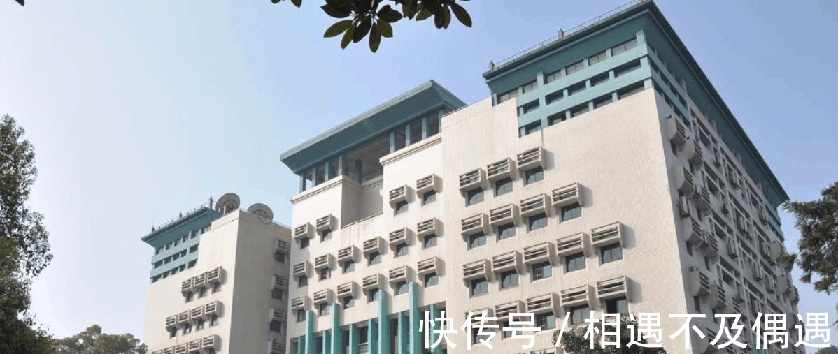 缙云山|中国最“牛”大学, 占地面积9600多亩, 相当于一座小县城!