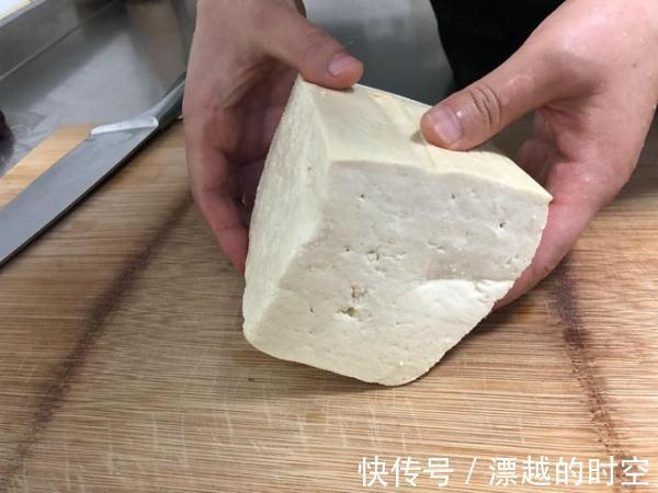 吃法|看好了,这才是豆腐最好的吃法!不炖不炒比肉香,比面筋还好吃