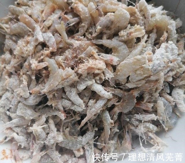 河虾|韭菜花炒河虾，味道鲜美，爽口下饭！