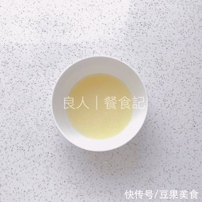 天使蛋糕|#蛋趣体验#绝对不腥的「天使蛋糕」详细教程