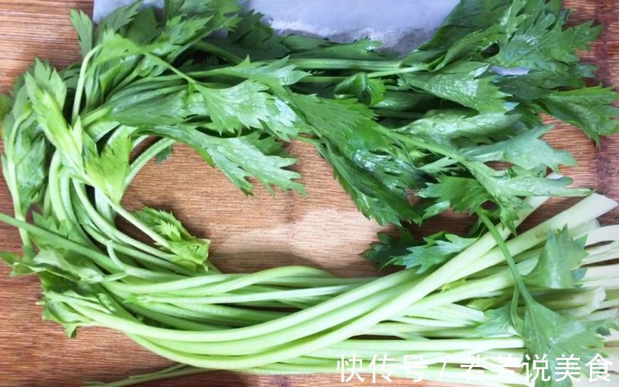 早餐|秋天饮食要温补,食材简单,10分钟搞定早餐,非常适合老人孩子