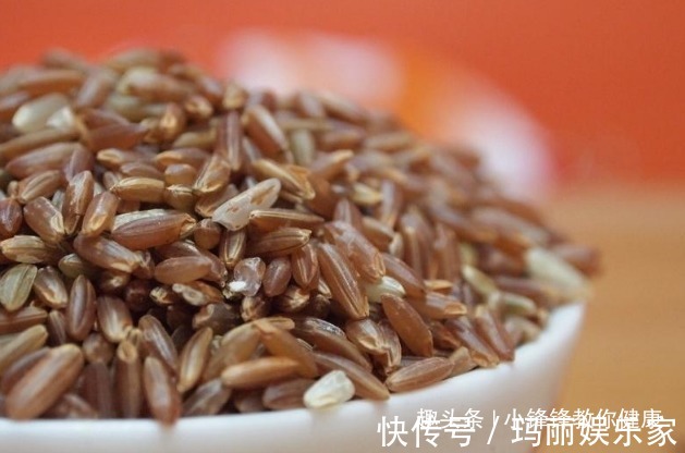 延缓衰老|女性每晚当零食吃几颗,降低血压,延缓衰老,皮肤细腻又光滑