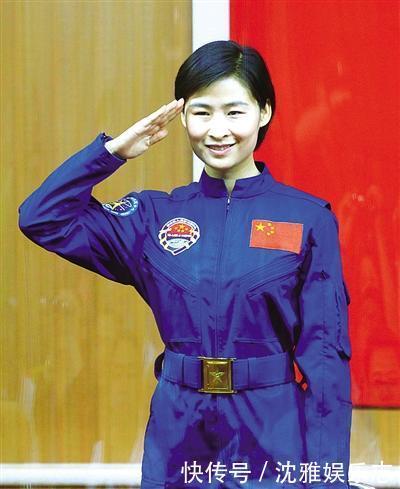 大帅哥 女航天员刘洋的生活照,丈夫帅气露面,生活现状让人羡慕不已
