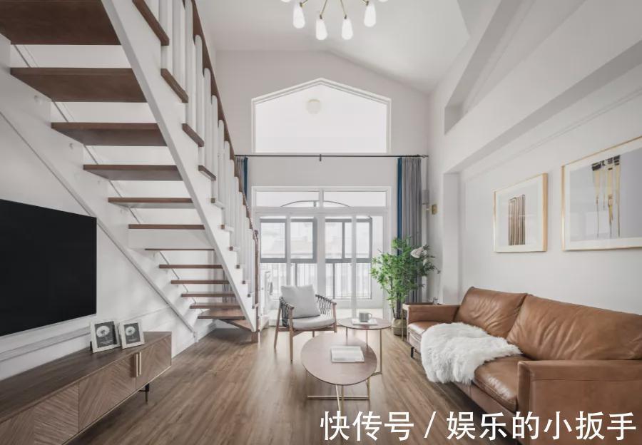 大理石|楼梯间堆杂物！是房价不够高？