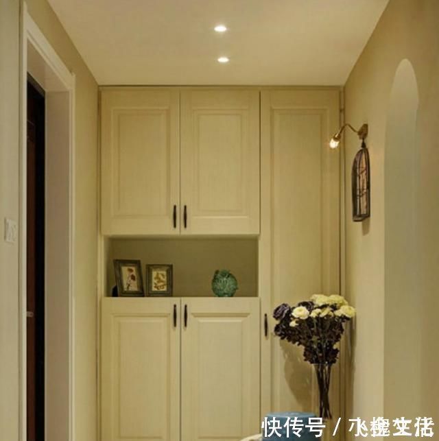 实用|等我有房了玄关一定这样设计,能放鞋、挂衣服,当隔断,漂亮实用