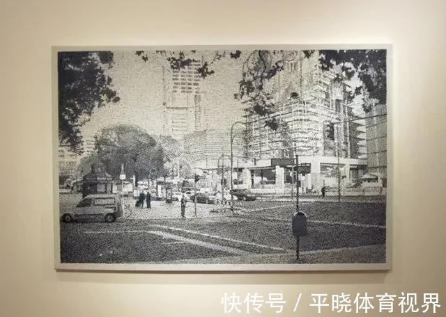 费德里科·皮特雷拉!他画画不用笔,全靠戳,放大后看到细节,让人“哇”出声来