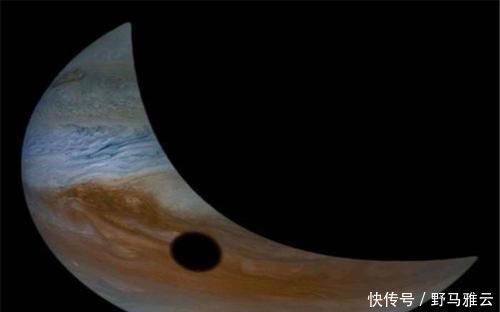 探测器 朱诺号曾在木星上拍到巨大阴影 ,如今身份被证实,是它造成的!