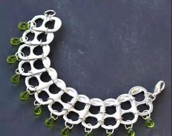 易拉罐喝完别扔，把环收集，简单的改一改，可做出很多妙用作品