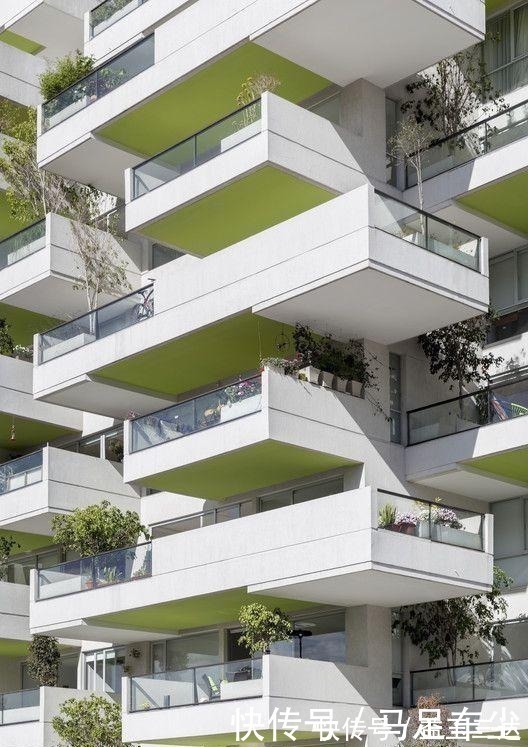 买房|以后买房看到这种错层阳台,别图新鲜入手,入住后就发现有多失望