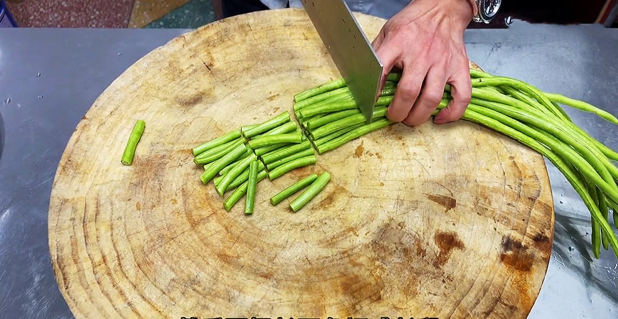 秋天别总大鱼大肉，多吃这12道家常素菜，低热量高营养，特别下饭