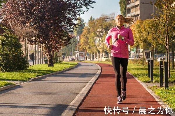 健身|体重近180斤胖女孩,拥有113万粉丝,看看这位重量级的美女