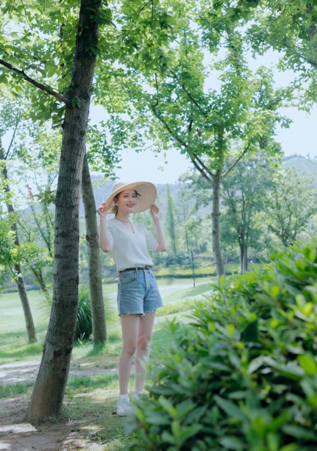 肩膀|譚松韻靠baby肩膀, 誰注意李沁的反應(yīng), 暴露女明星之間真實關(guān)系