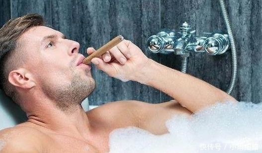 男性洗澡时洗以下3个地方，让你越洗越健康，看看你洗过吗？