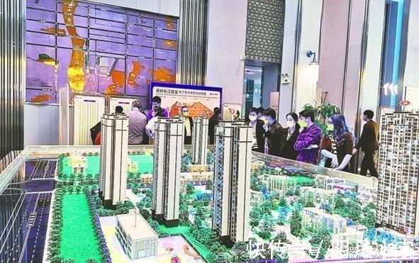 购房者|房贷是“越长越好”还是“越短越好”?银行行长:不少人在白送钱