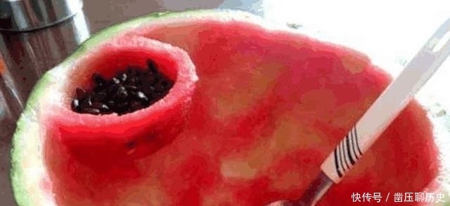 平常|慈禧平常有多奢侈?1天能吃掉300个西瓜,网友:清朝不亡天理难容