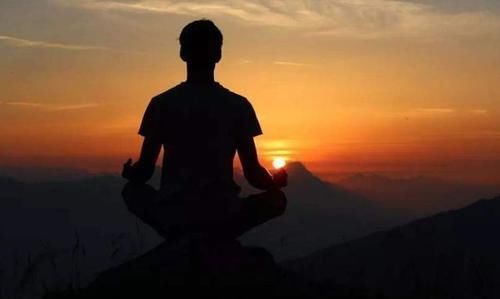 运动|老人多走路或有助于长寿?医生:60岁后,做好这3件事比运动重要