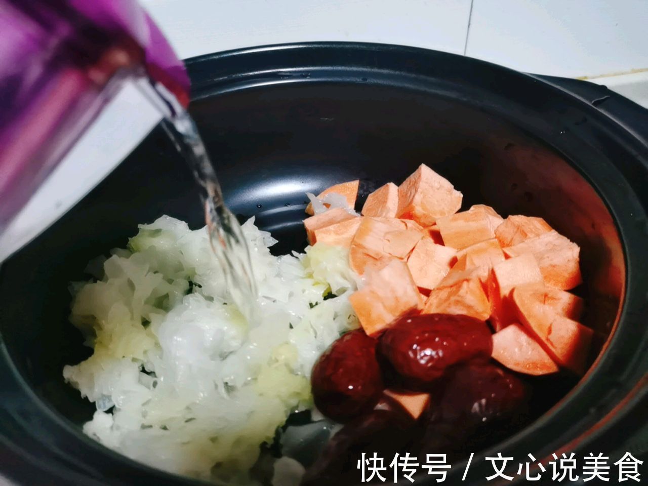 气血|煮红薯的时候加点“它”,补气血,淡色斑,素颜也很美!