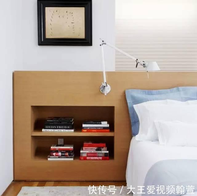 床头|你家还在床头摆床头柜吗越来越多人这样设计，美观省功能还多