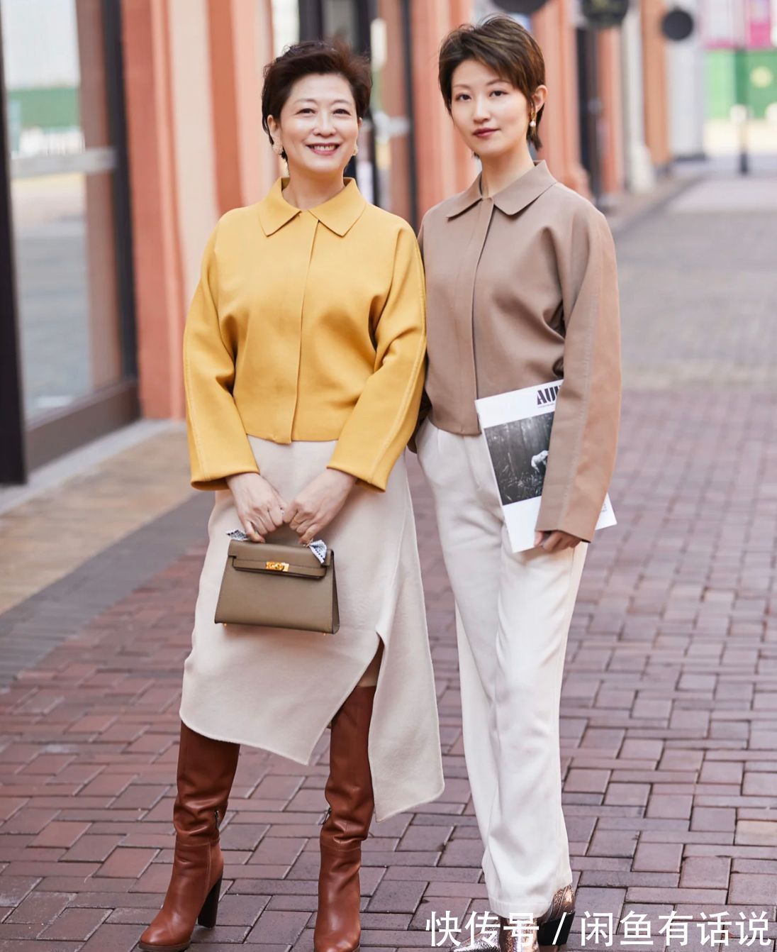 姐妹 现在50、60岁的阿姨真厉害,身材纤细穿搭时髦,硬把女儿熬成姐妹