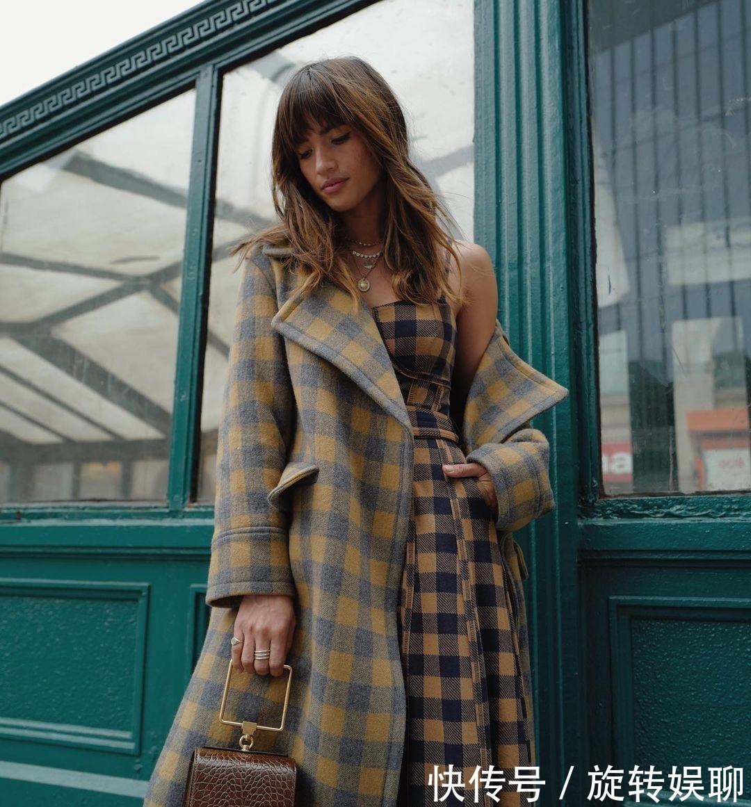 款式|格纹大衣又回来了!今年流行这3种款式,你别说还真好看