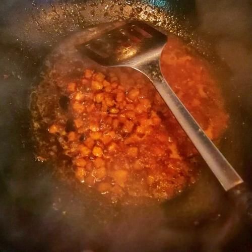  肉末炒蒜薹粒，家常小炒，美味下饭菜