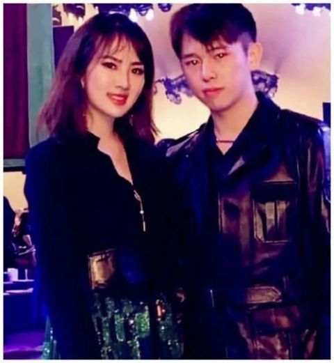 袁九兒|別再吐槽姚安娜了，“倒貼”著炒CP，自黑，為了紅，她真的很卑微