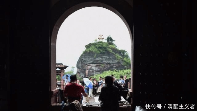 古树|千年“天街”建悬崖上宛若仙境，仅有28户人家