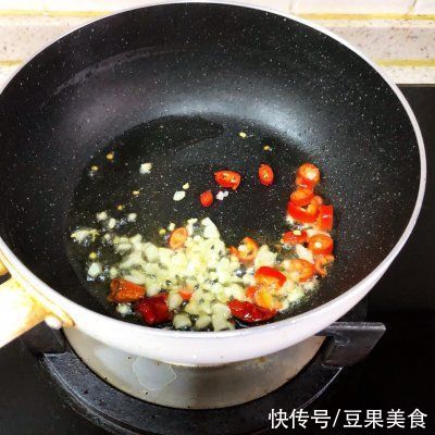 罗马生菜|#夏日开胃餐#虾仁拌食蔬一口下肚，唇齿留香