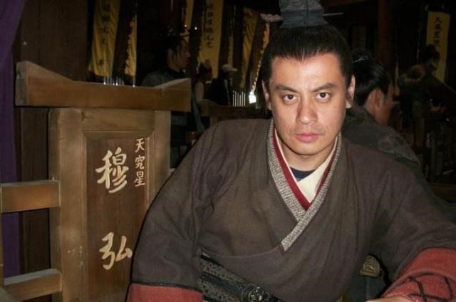 卢俊义|水浒中最低调的好汉,在梁山深受宋江信任,连李逵对他都畏惧三分!