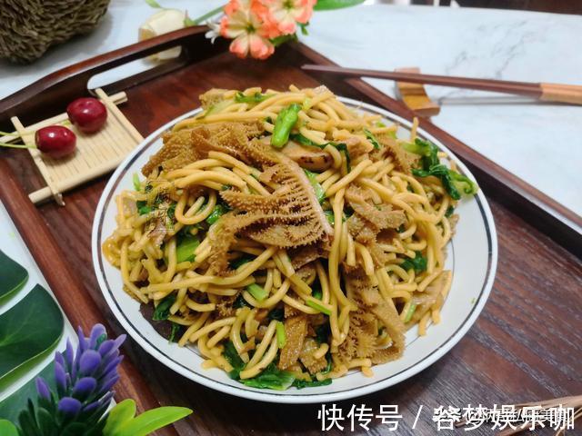 午餐|晒媳妇做的午餐，朋友圈炸锅了，网友调侃：够豪横！求蹭饭