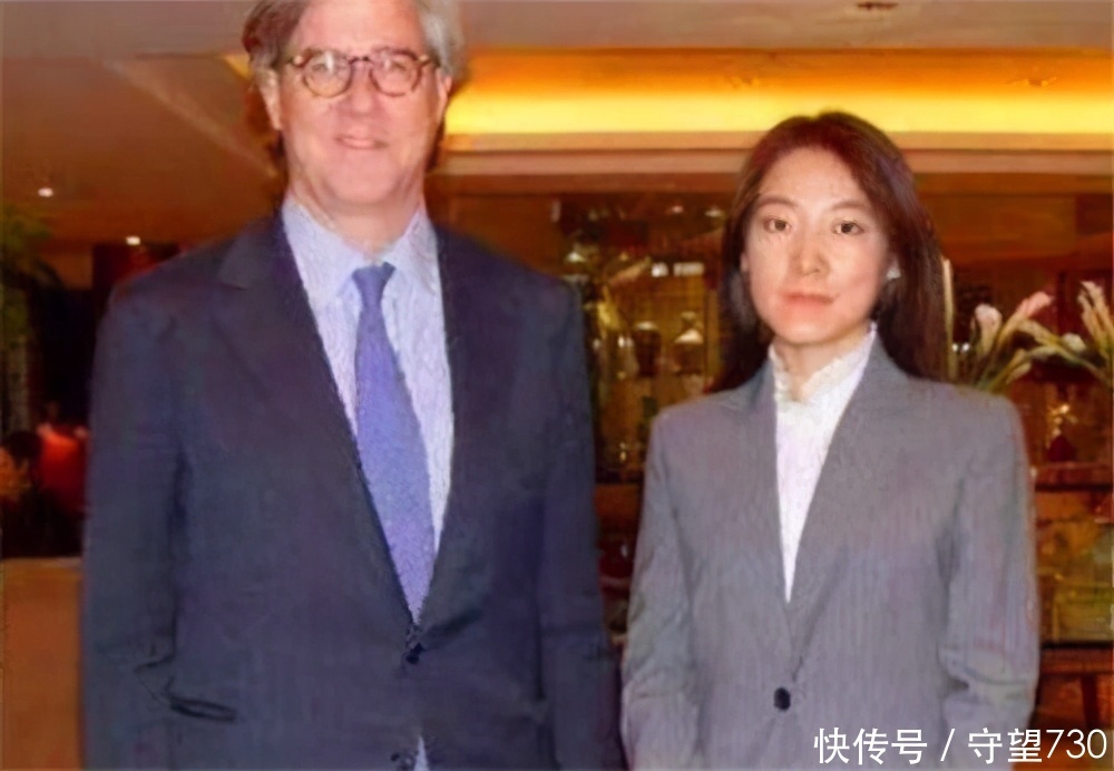 美国 为拿绿卡,她曾破译“北斗”被美国嘉奖,最后竟发现是民用代码?