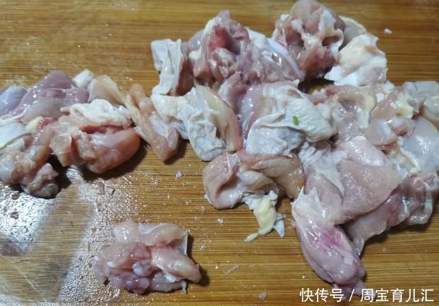  自制|自制骨肉相连，味道不比外卖差！