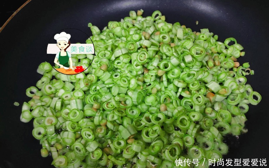 豆角|三伏天,遇到此菜别手软,钙是南瓜4倍,煎蛋吃特香,现在正当季