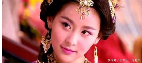 名妓出一上联,对出下联方可一亲芳泽,唐伯虎落败,至今无人能对!