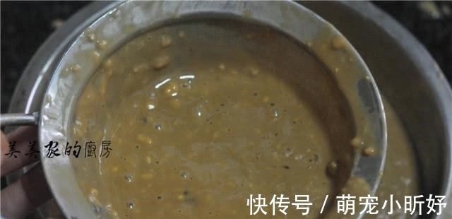 想吃马拉糕不用去茶楼了，教你在家做，蓬松劲道，比茶楼还好吃！