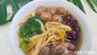 失眠最怕這道湯，隔2天喝1碗，一覺睡到自然醒，想睡不著都難