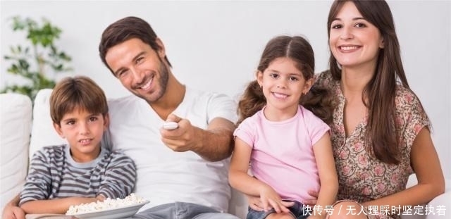 陪伴|影响亲子关系亲密度的,是父母的4个不同层次,是“我能做到”